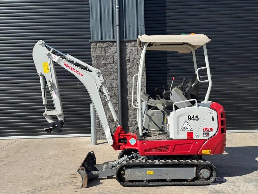 Takeuchi TB 216 小型挖掘机