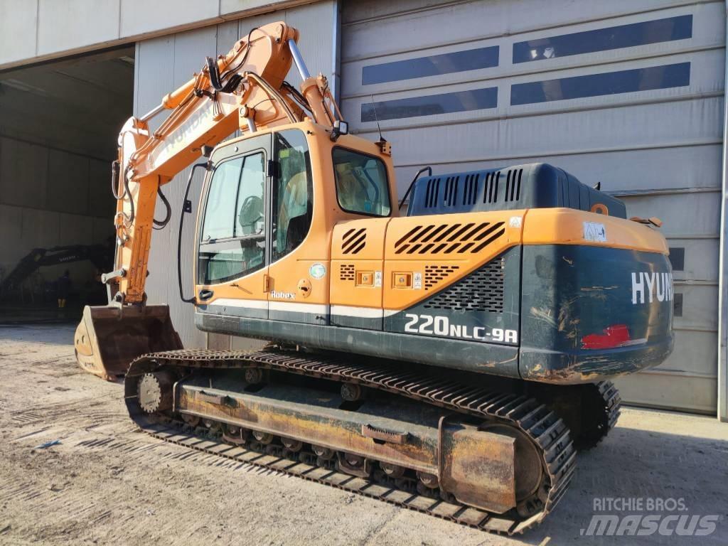Hyundai R220NLC-9A 履带挖掘机