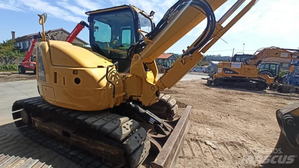Komatsu PC118MR-8 履带挖掘机