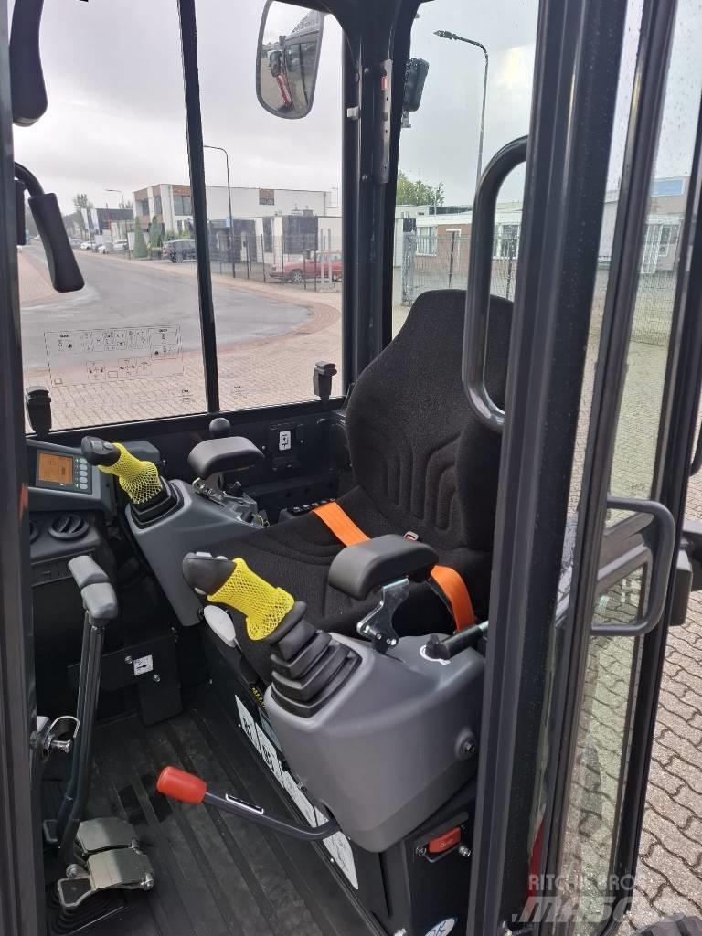 Yanmar Vio 23 小型挖掘机