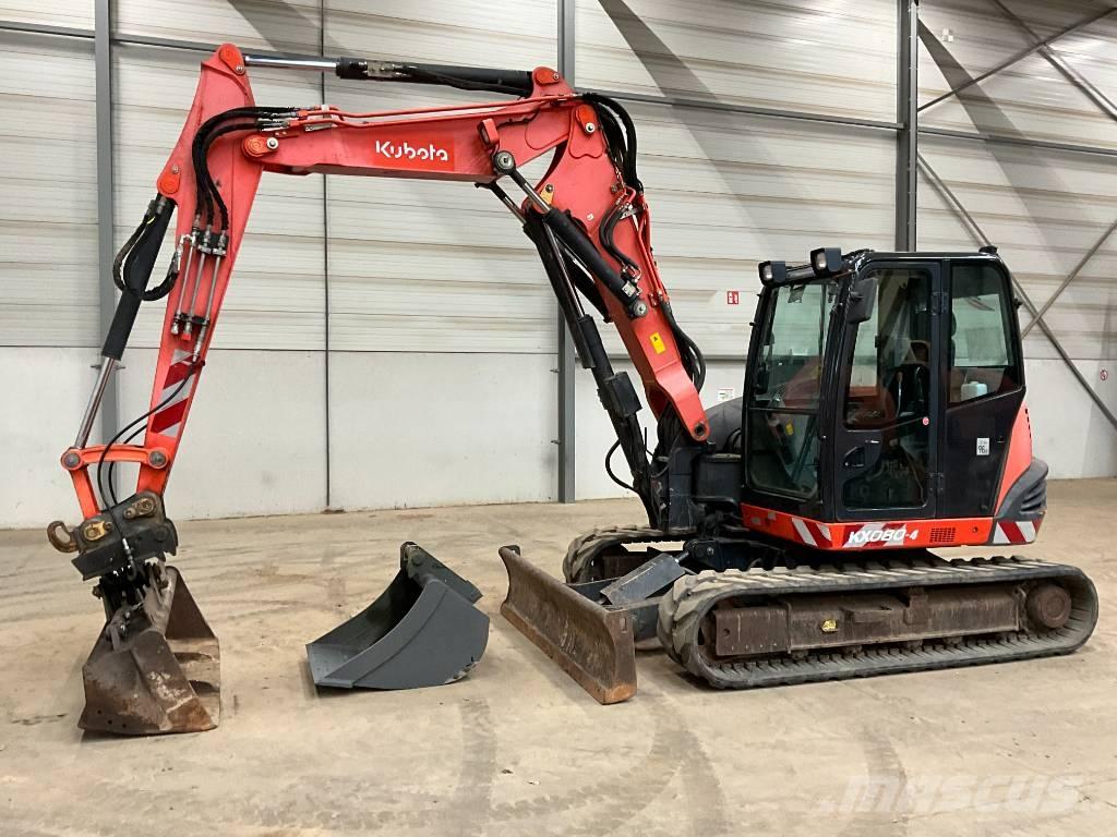 Kubota KX 080-4 中型挖掘机