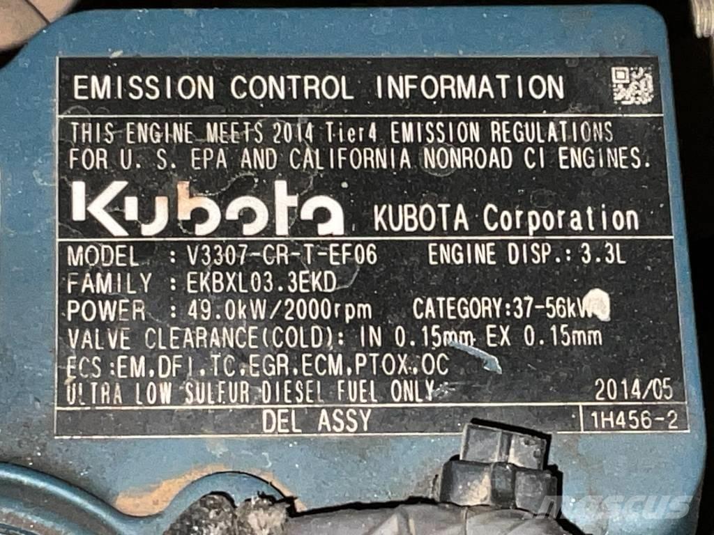 Kubota KX 080-4 中型挖掘机