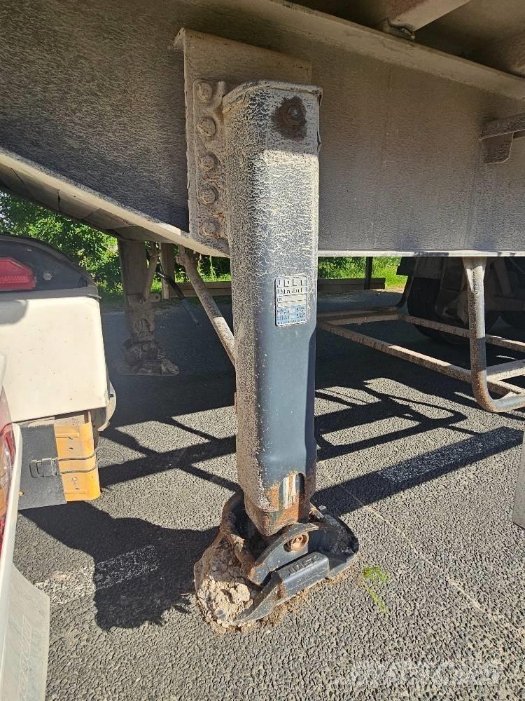 Mega MNW 自卸半挂车