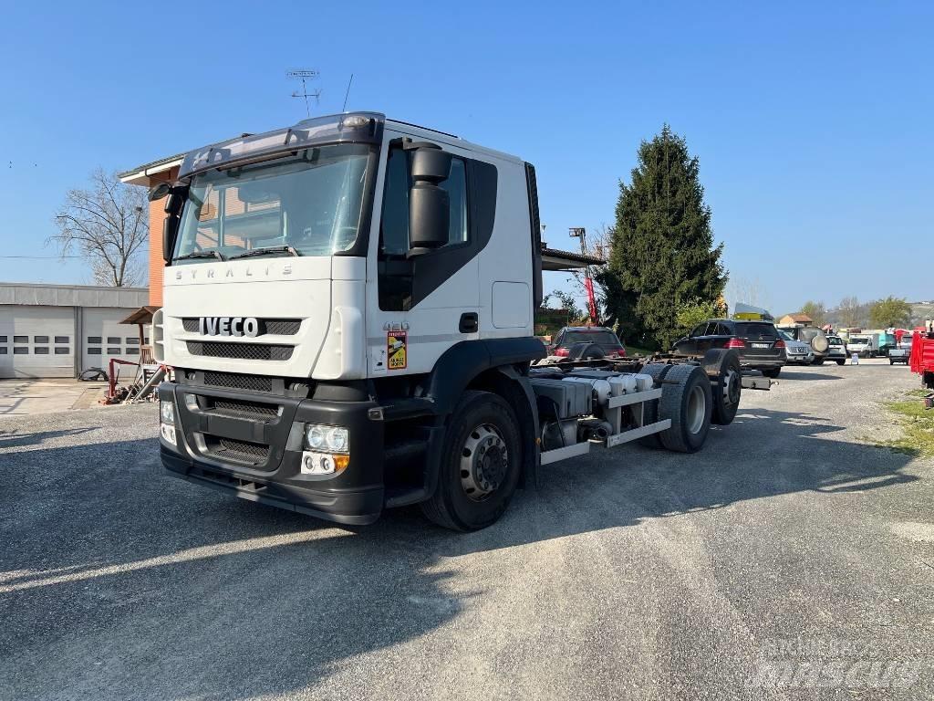 Iveco Stralis 420 车辆运输车