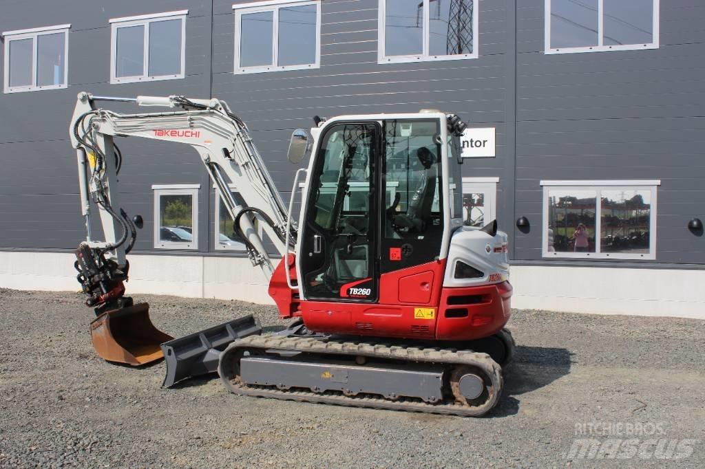 Takeuchi TB 260 小型挖掘机
