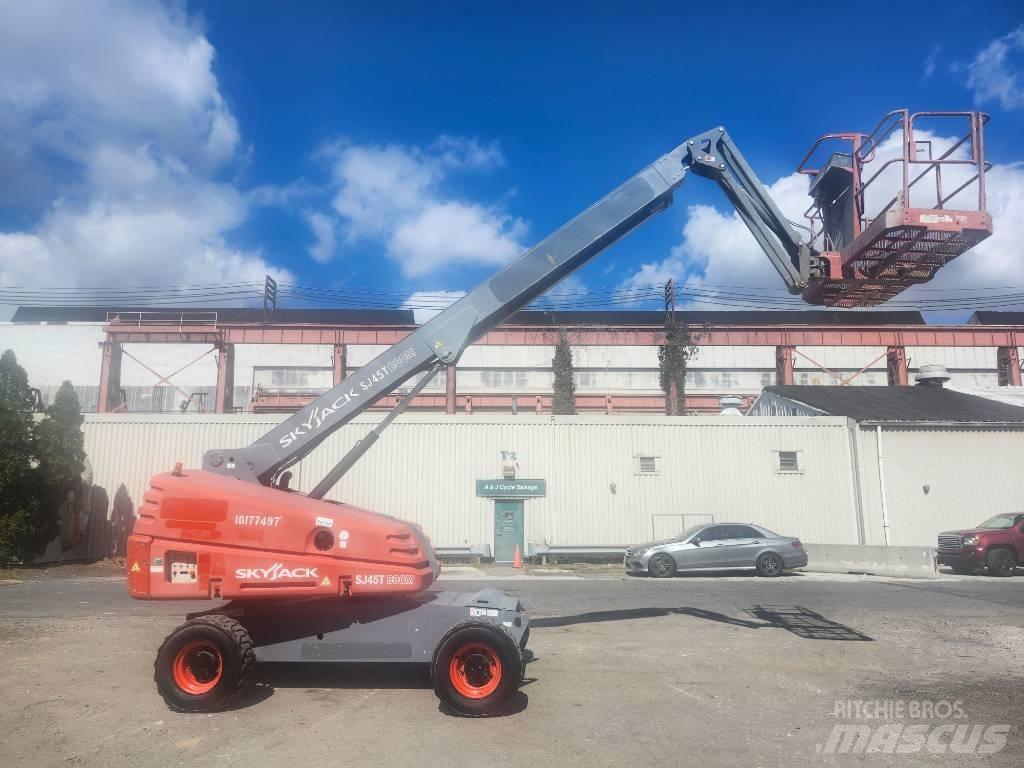 SkyJack SJ 45 T 直臂高空工作平台