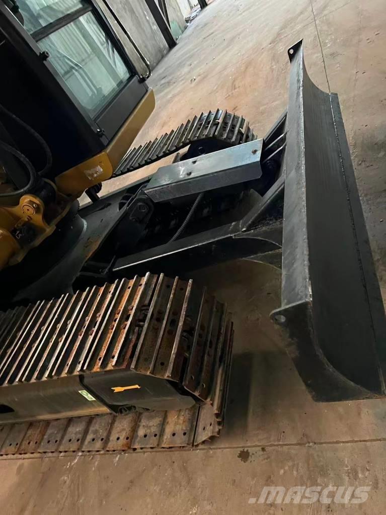 CAT 307 E2 小型挖掘机