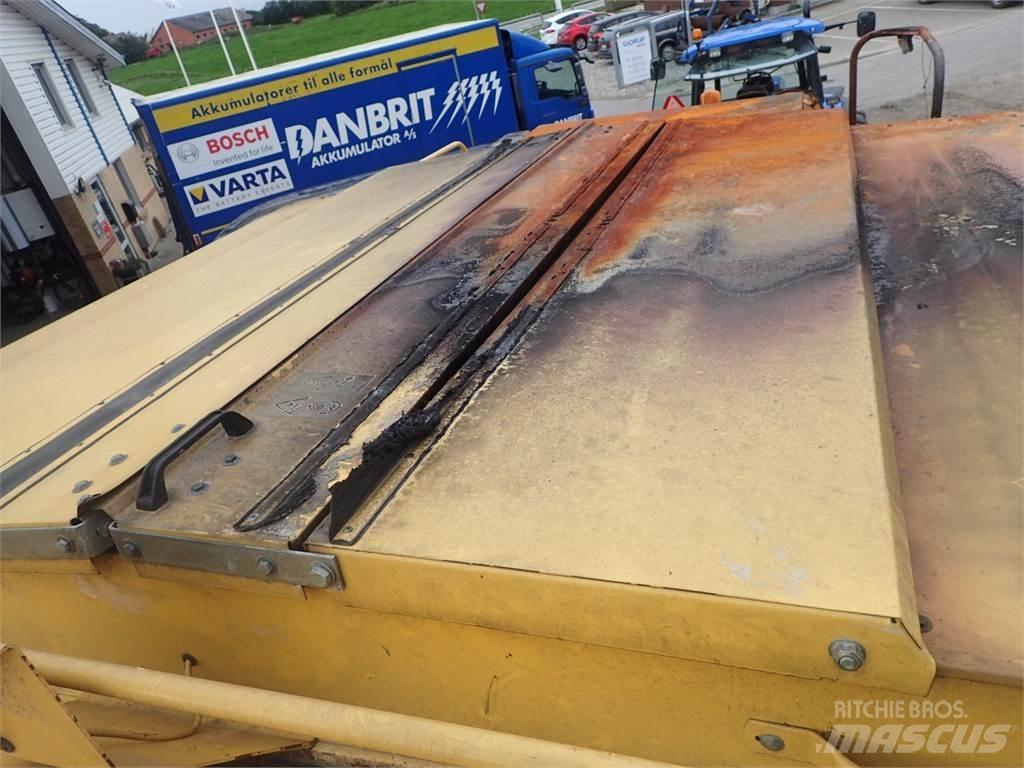 New Holland TX64 拖拉机/农用车