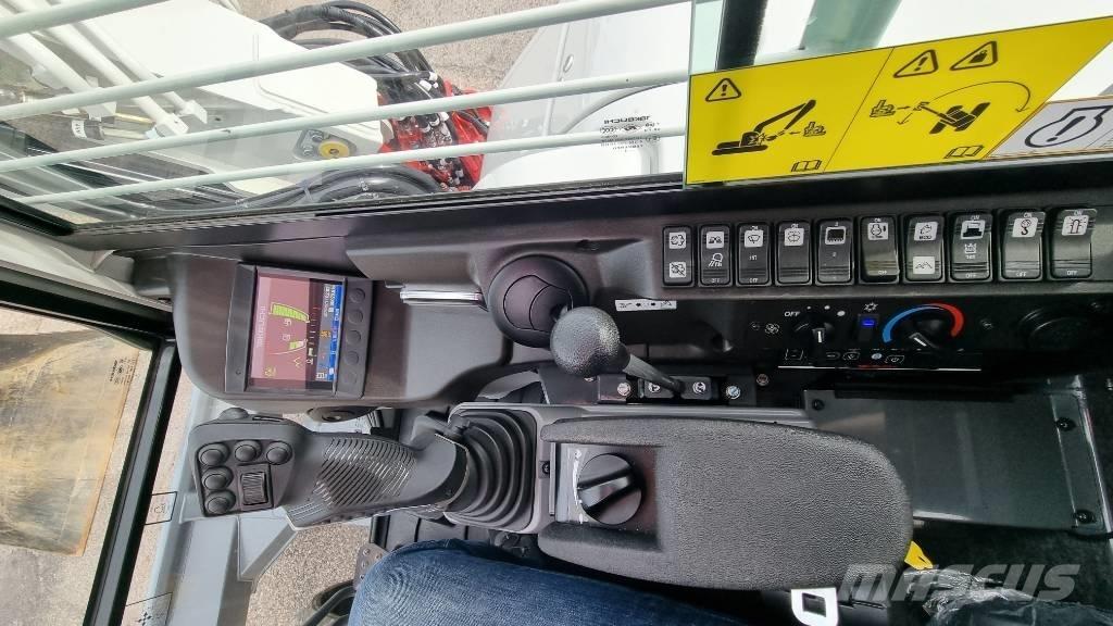 Takeuchi TB 257 FR 小型挖掘机
