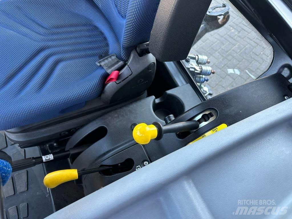 New Holland T4.75 S 拖拉机/农用车