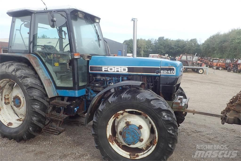 Ford 8240 拖拉机/农用车