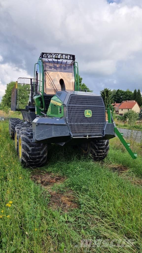 John Deere 1010G 集运机