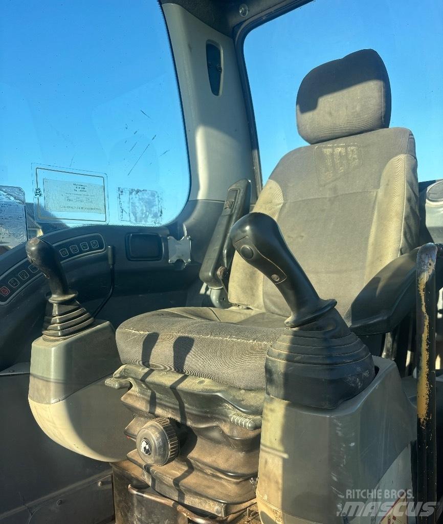 JCB 8080 中型挖掘机