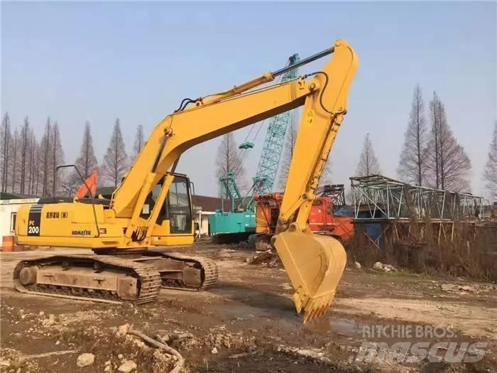 Komatsu PC 200-7 履带挖掘机