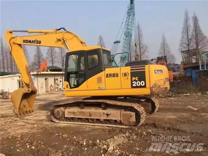 Komatsu PC 200-7 履带挖掘机