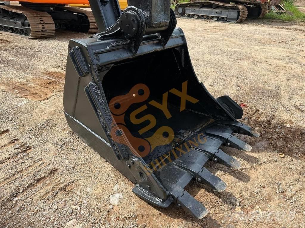 Hitachi EX 200 履带挖掘机