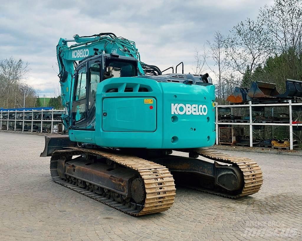 Kobelco SK230SRLC-5 履带挖掘机