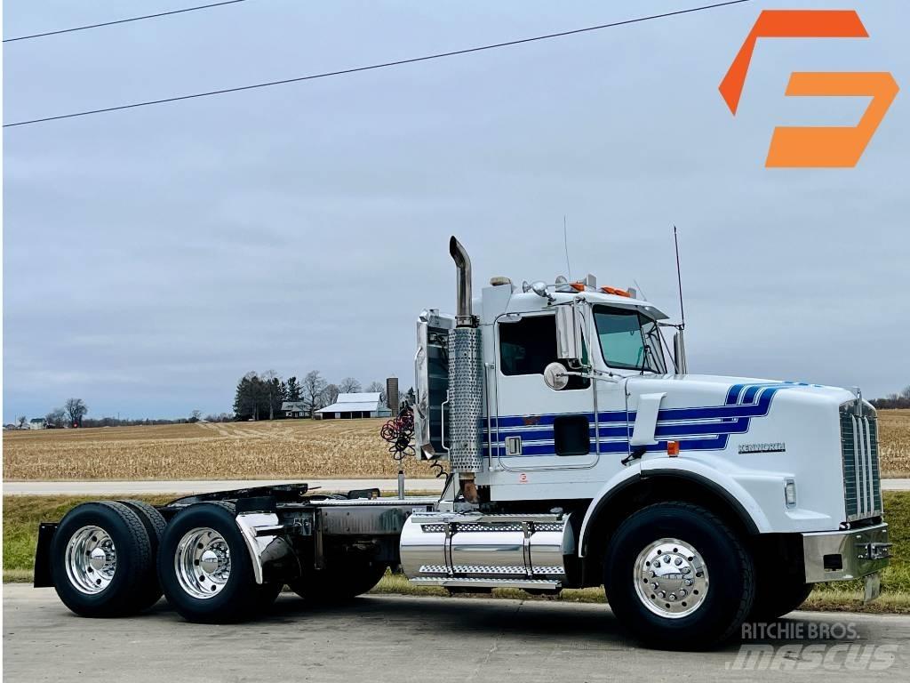 Kenworth T 800 牵引车