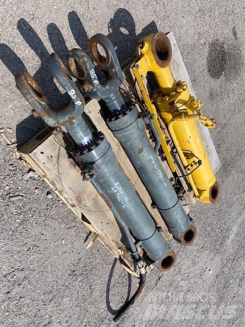 Komatsu WA380-6 液压