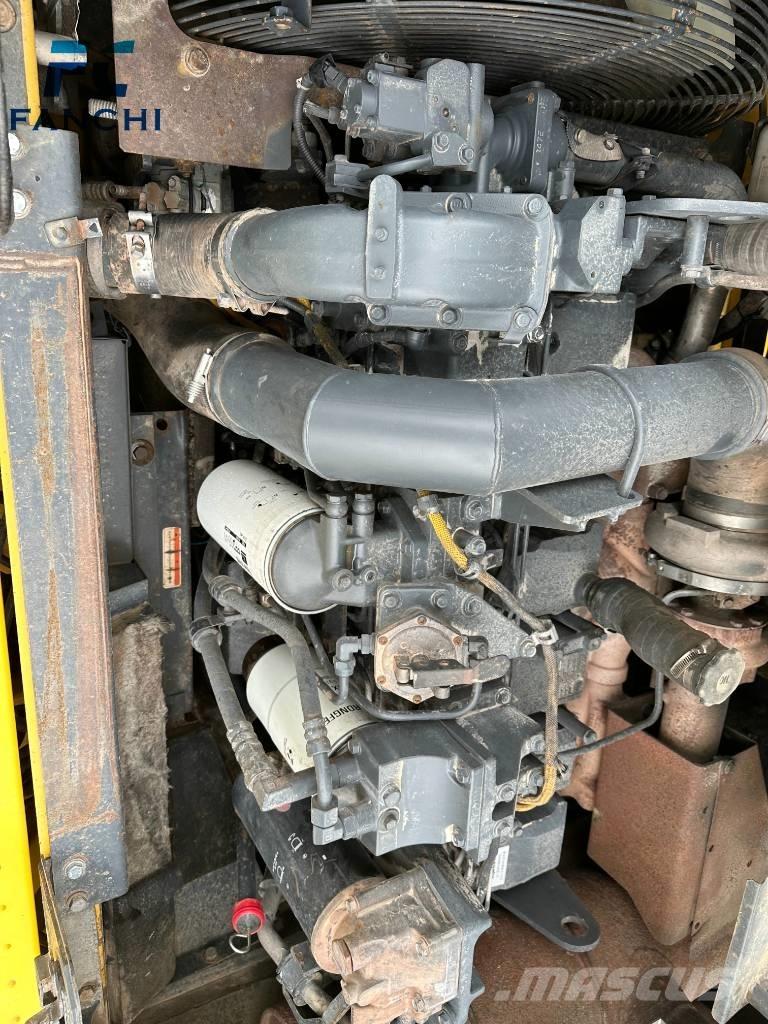 Komatsu PC 450-8 履带挖掘机