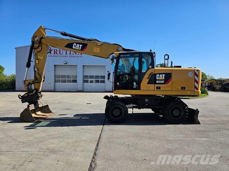 CAT M 320F 轮式挖掘机