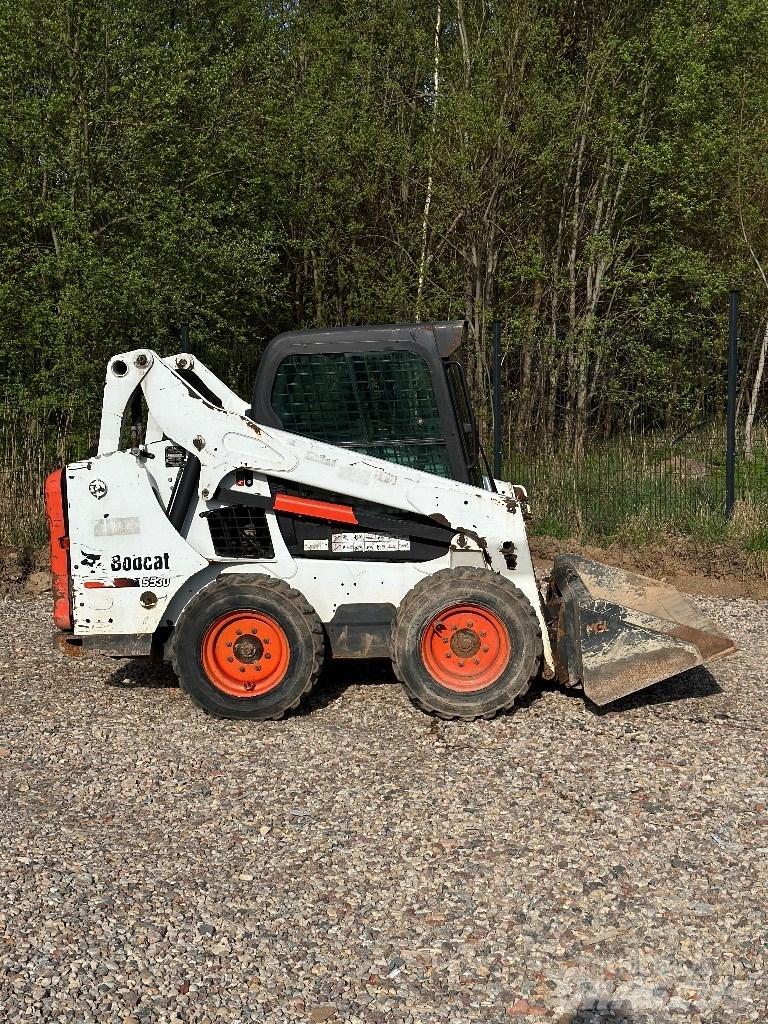 Bobcat S530 滑移装载机
