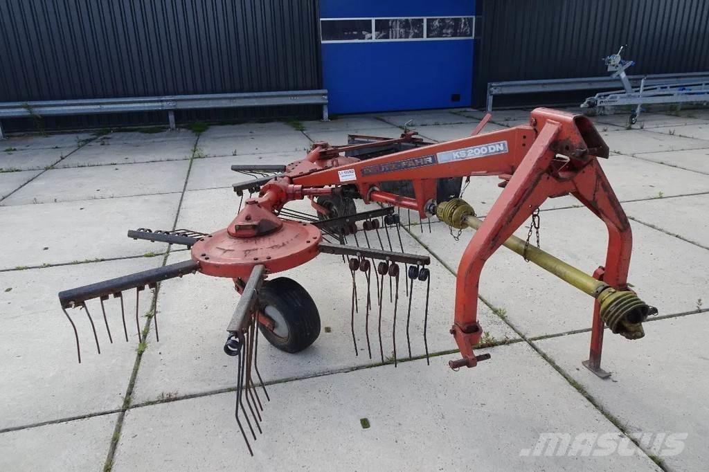 Deutz KS200DN hark 料堆整形机