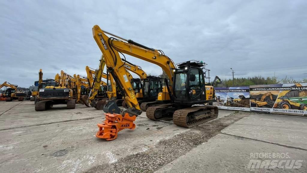 JCB JS 145 LC 履带挖掘机