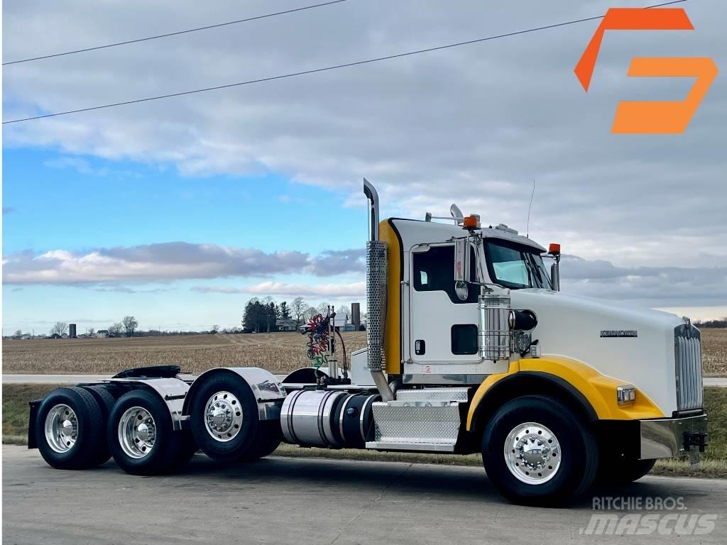 Kenworth T 800 牵引车