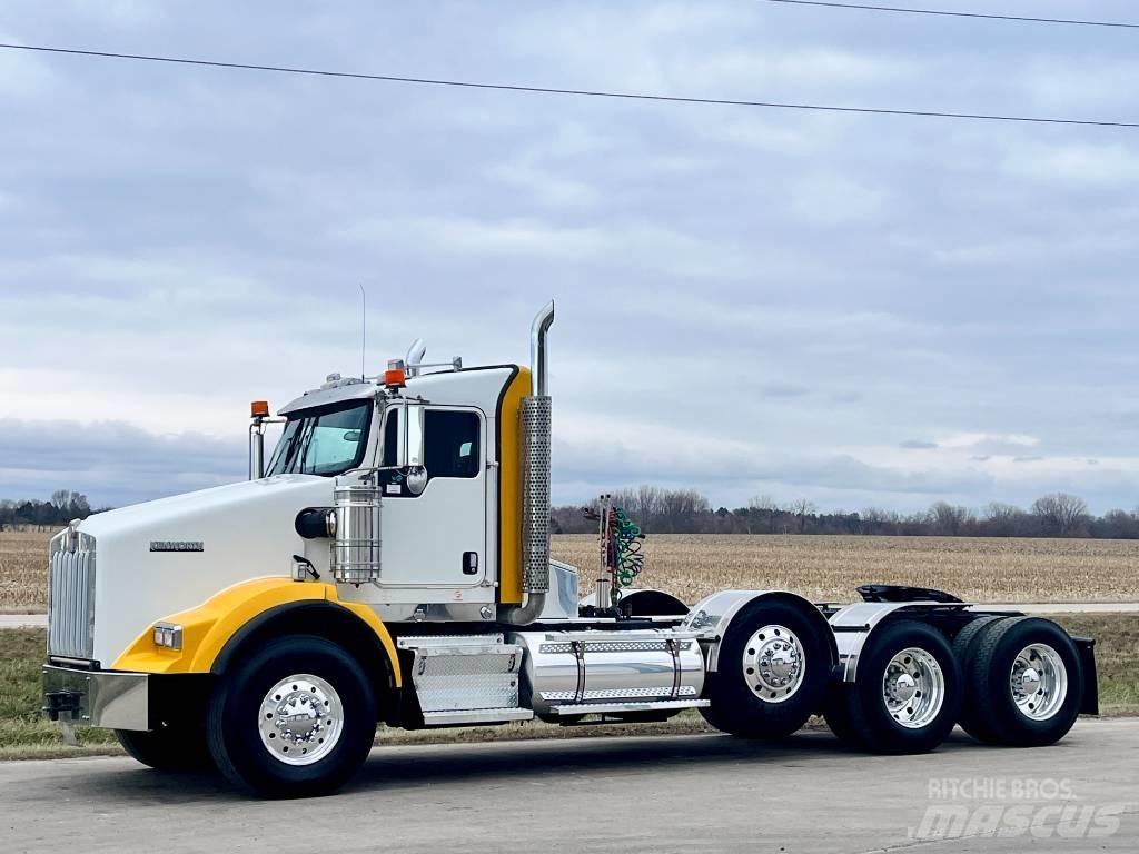 Kenworth T 800 牵引车