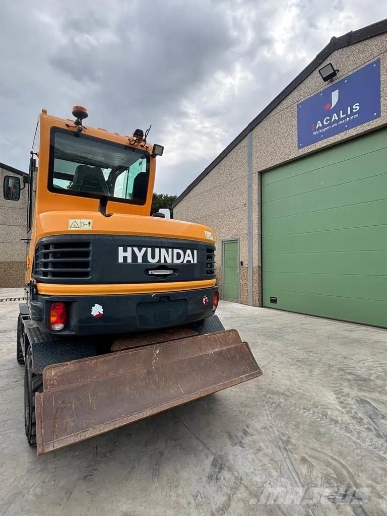 Hyundai R55W-9A 轮式挖掘机