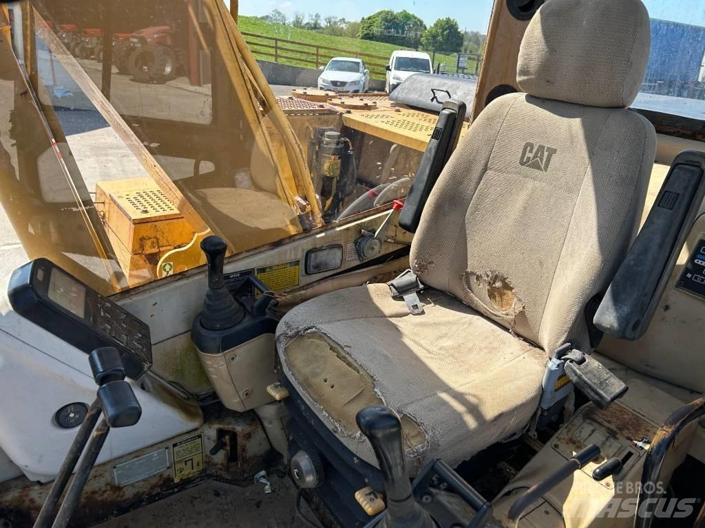 CAT 312 履带挖掘机