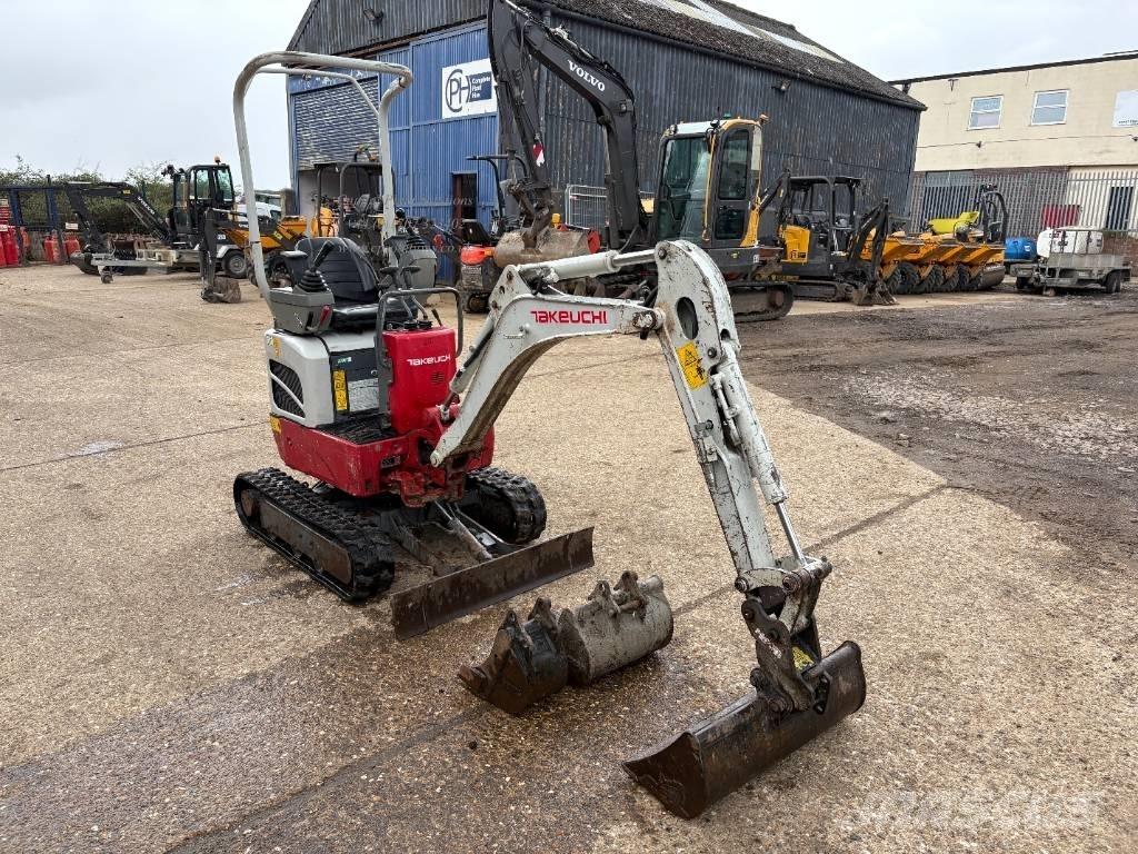 Takeuchi TB 210 R 小型挖掘机