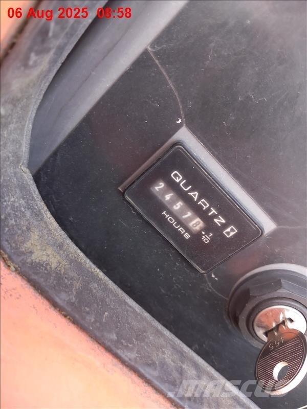 JLG 600 AJ 曲臂高空工作平台