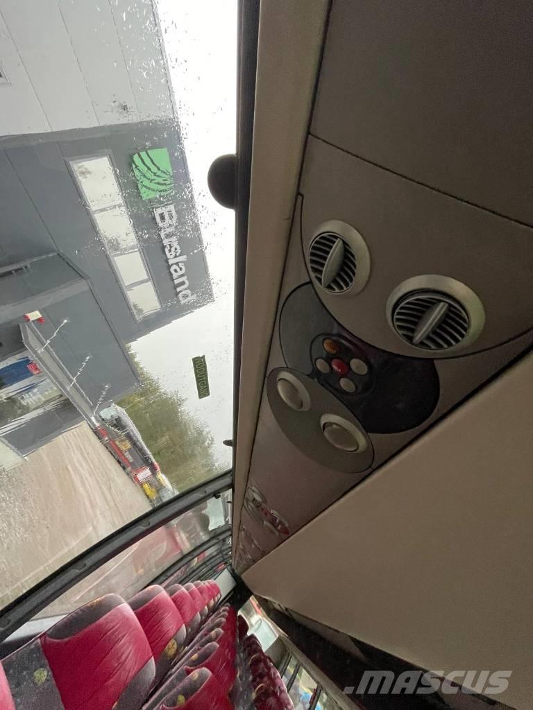 Volvo 9700H 长途公共汽车