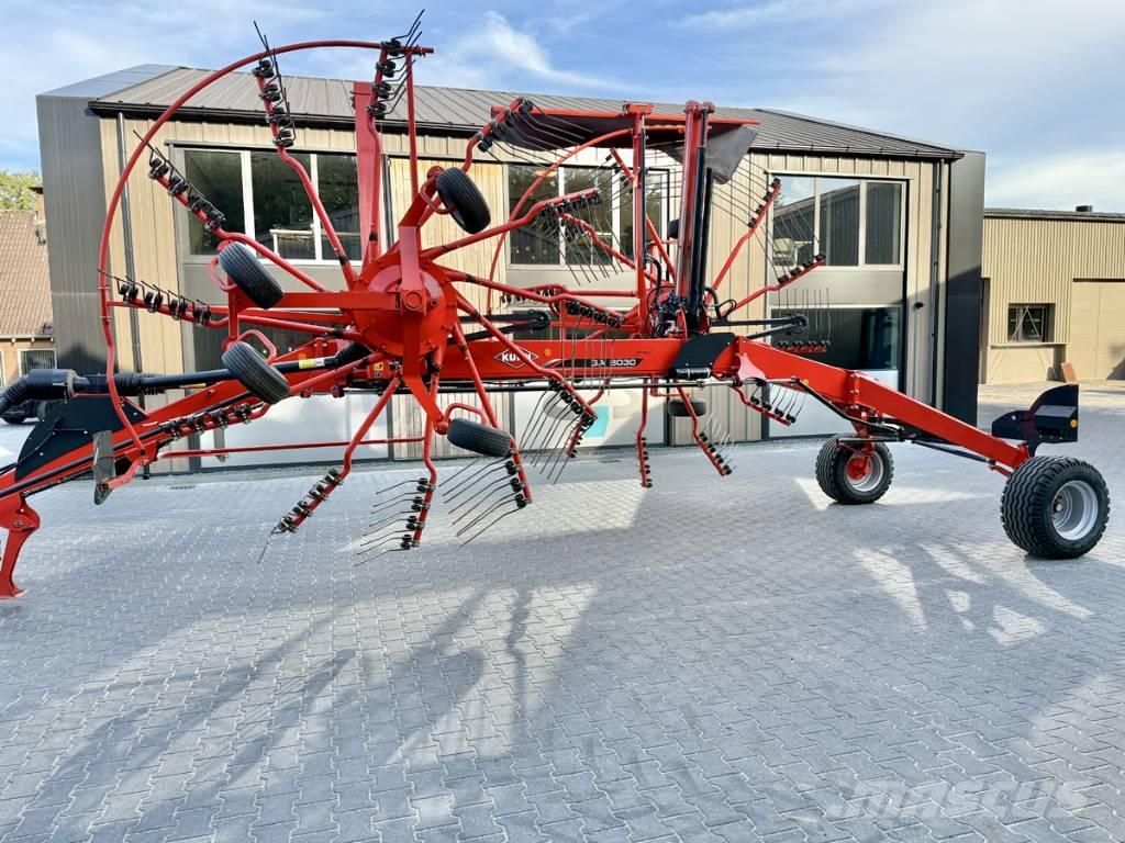 Kuhn GA 8030 hark 料堆整形机