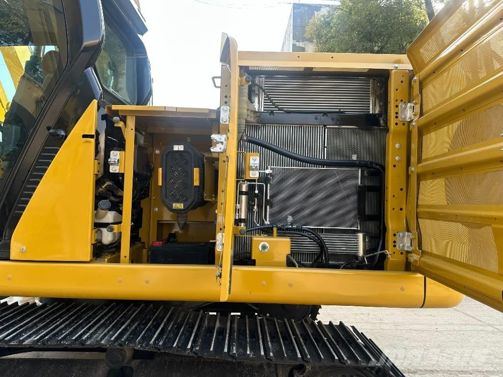 CAT 320 履带挖掘机