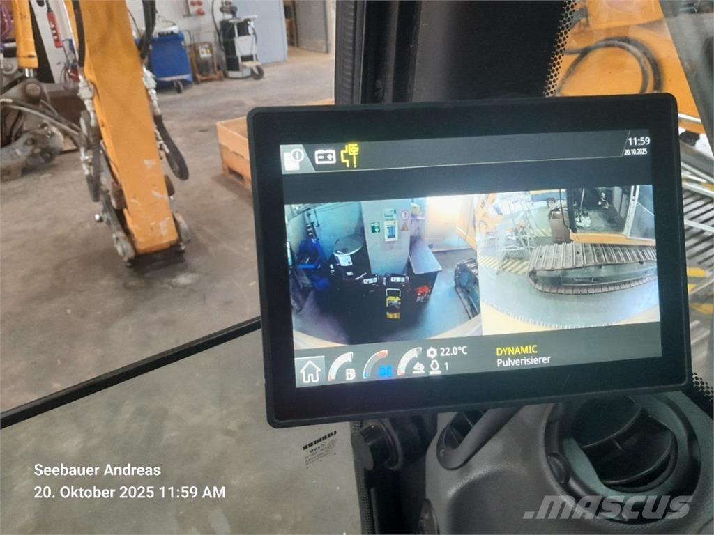 Liebherr R922 履带挖掘机