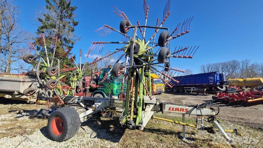 CLAAS Liner 3500 料堆整形机