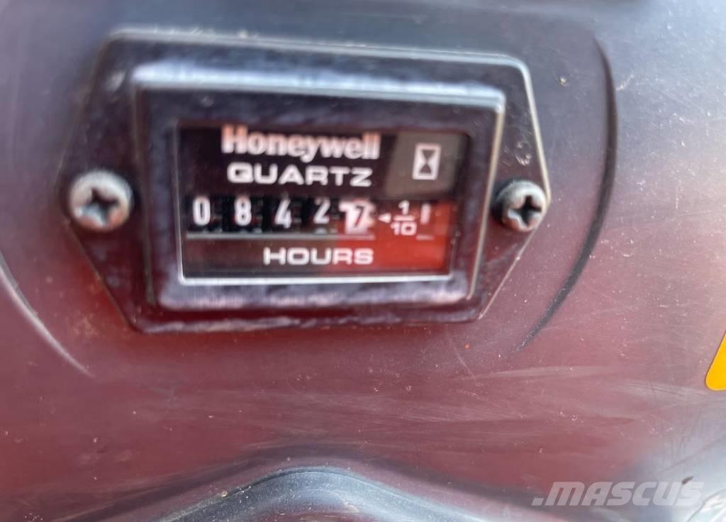 Kubota U 10-3 小型挖掘机