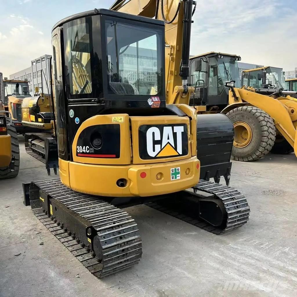 CAT 304C CR 小型挖掘机