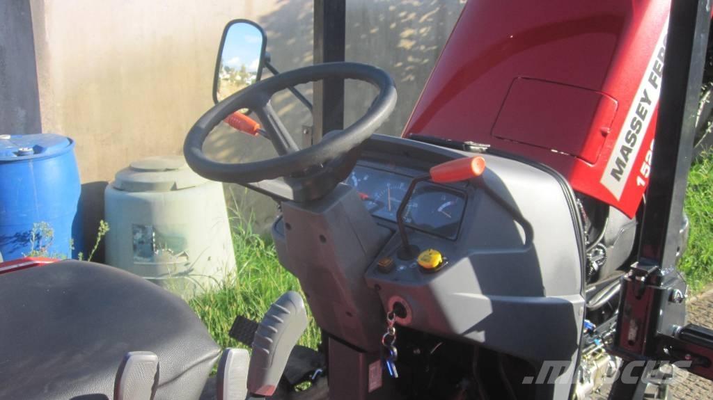 Massey Ferguson 1529 拖拉机/农用车