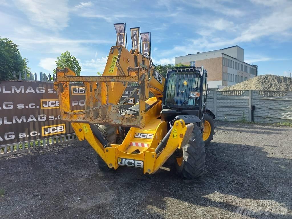 JCB 533-105 伸缩臂叉装车|叉装车