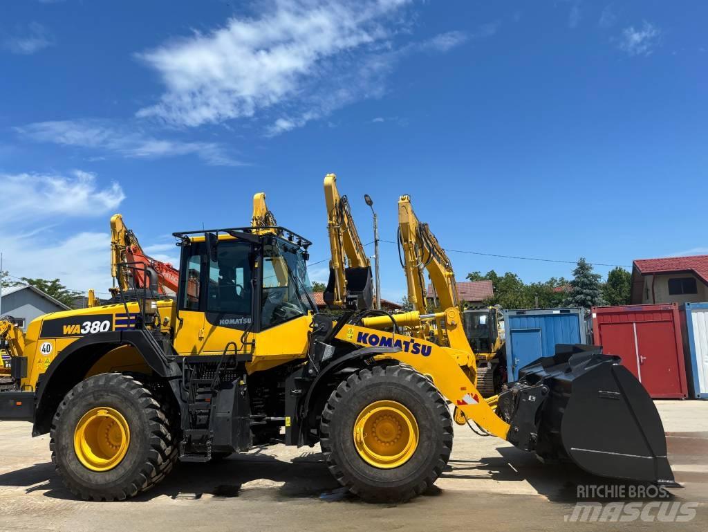 Komatsu WA380-8E0 轮式装载机