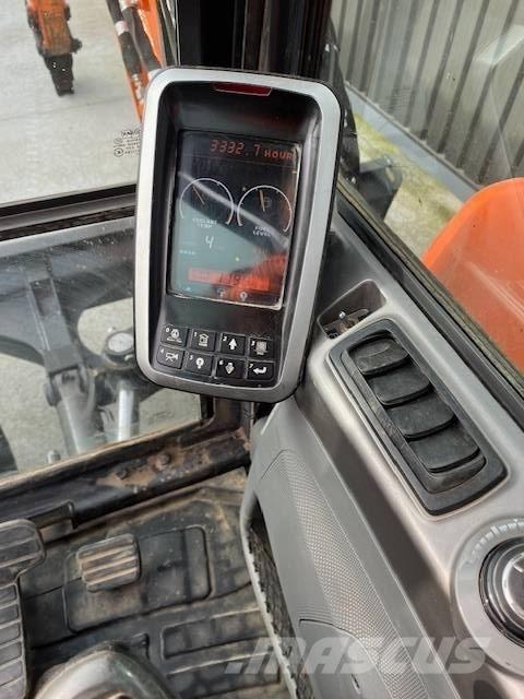 Doosan 85 中型挖掘机