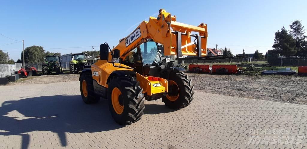 JCB 531-70 伸缩臂叉装车|叉装车