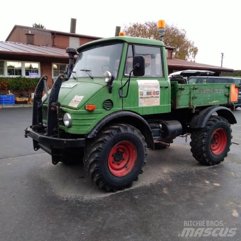 Mercedes-Benz U421 拖拉机/农用车