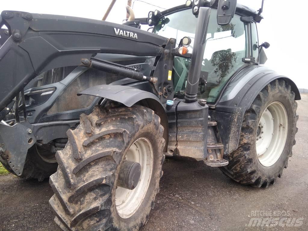 Valtra T 234 V 拖拉机/农用车