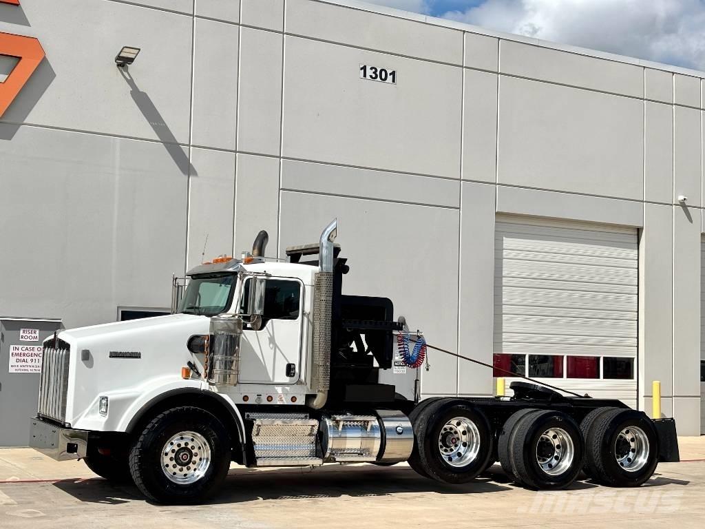 Kenworth T 800 救援车