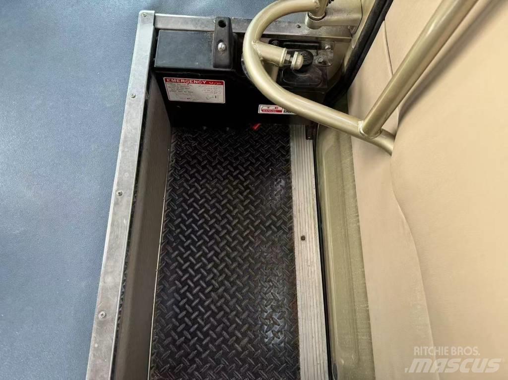 Toyota Coaster Bus 迷你巴士